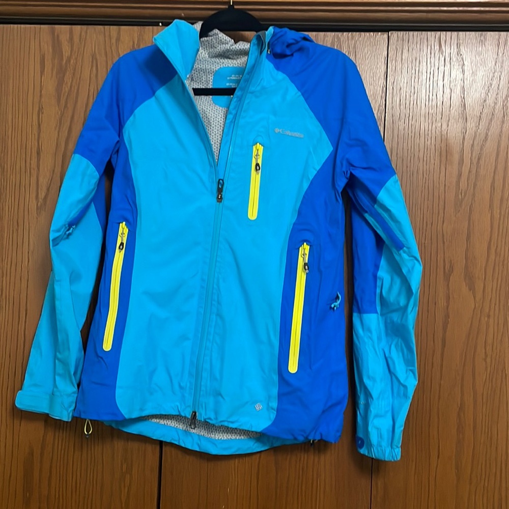 Women’s Columbia Rain Jacket